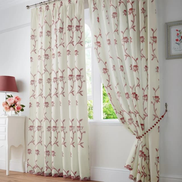 Alan Symonds Exeter Embroidered Floral Trail Pencil Pleat Taped Red unisex 148x183cm