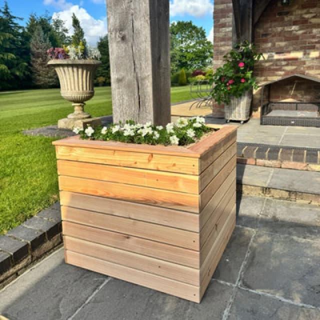 Shire Tina Larch Timber Corner Planter 820X820mm