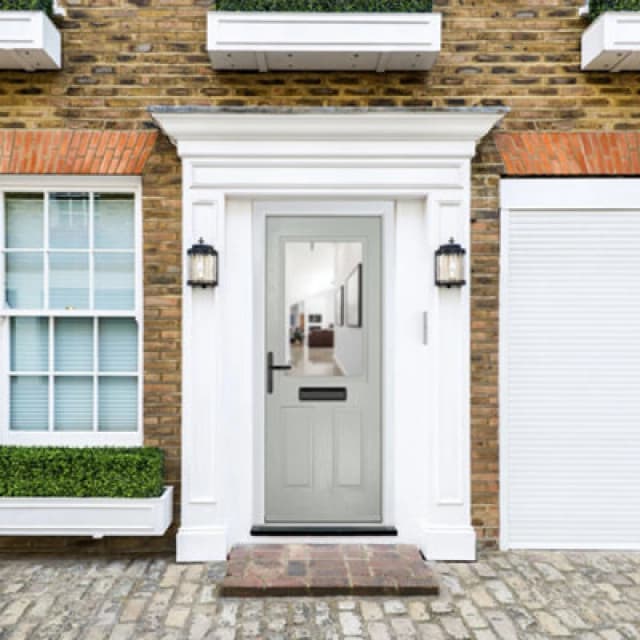 Lacerta Composite Door Lytham Agate Grey 920mm X 2090mm Open In Right Hand Clear Glass 10 Year Guarantee - Free Delivery & Smart Lock