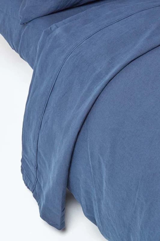 HOMESCAPES Navy Blue Linen Flat Sheet, Super King - Blue - Blue - Homescapes BL1504D