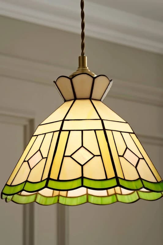 ValueLights ValueLights Beatrix Tiffany Glass Easy Fit Ceiling Light Lamp Shade with Bulb Multi One Size Unisex 5059406069901