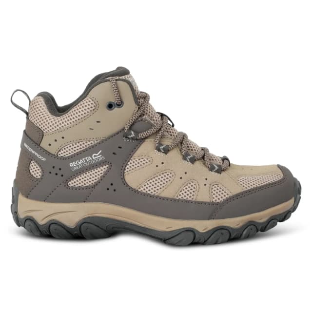 Womens hiking shoes Regatta Edgepoint IV Mid Beige Female 38