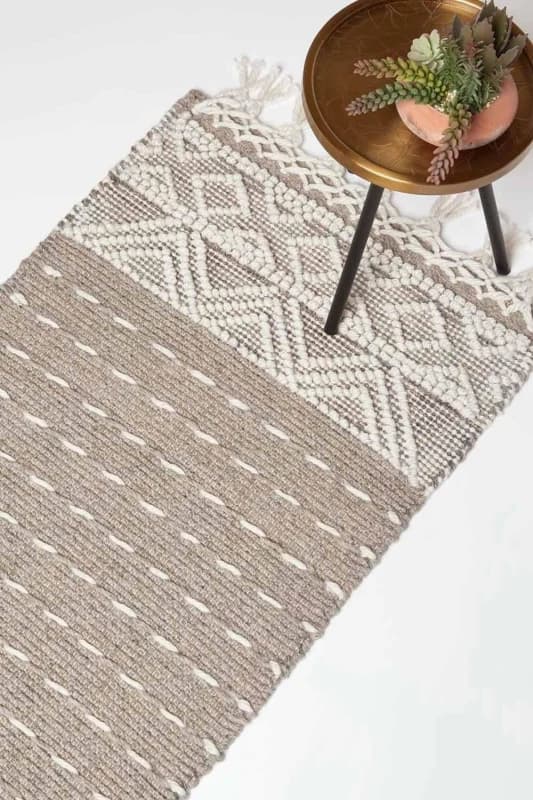 Homescapes Patna Beige & Natural Kilim Runner Wool Rug 66 x 200cm Size: 66cm x 200cm Natural Unisex 66cm x 200 cm