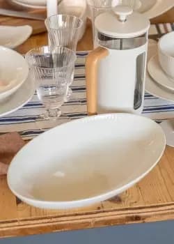 Cranborne Stoneware Serving Bowl, 30.5cm, Cream