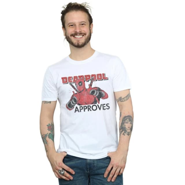 Marvel Marvel Men Deadpool Approves T-Shirt in White Size: Small White S Male 5059308625755