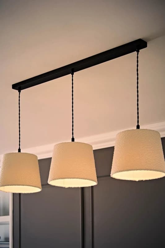 ValueLights ValueLights Rory Tapered Boucle Shade 3 Drop Bar Ceiling Diner Light & Bulbs in Cream Cream One Size Unisex 5059406064524