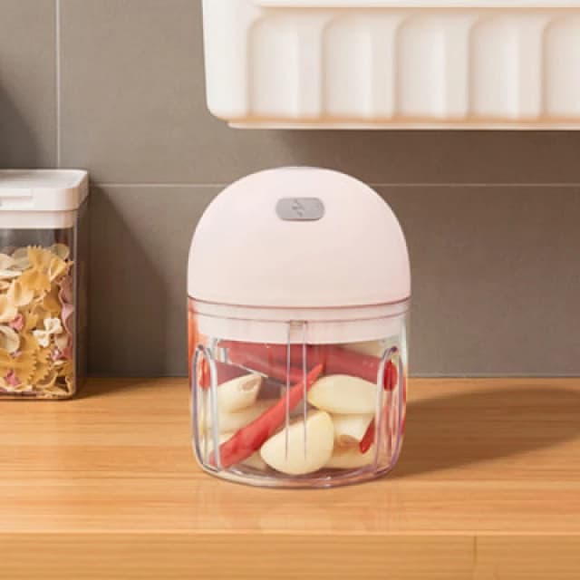 Living And Home 250ml 30W Electric Wireless Portable Blade Kitchen Garlic Choppers Grinders