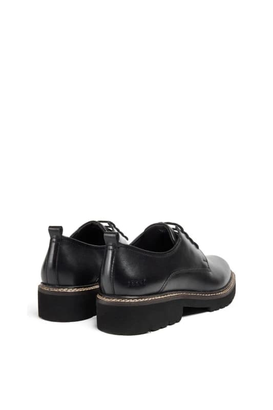 Pod Womens Kris Shoe in Black Size: 5 Black Female 5