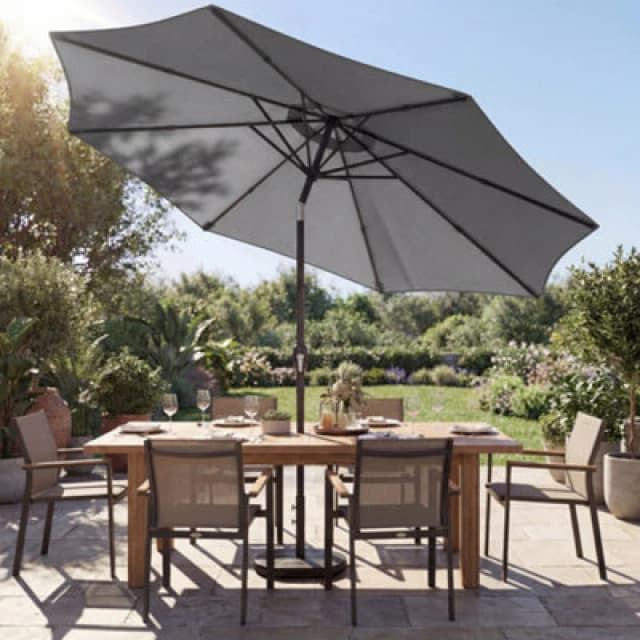 OUTSUNNY 2.7 m Garden Parasol Umbrella with Cross Base, Sandbag in Light Grey Size: 3m Light Grey Unisex 3m