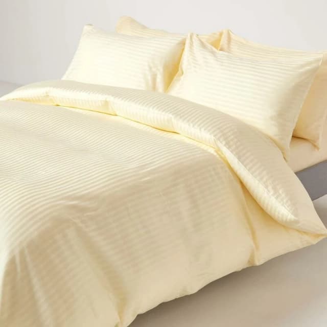 Homescapes Pastel Yellow Egyptian Cotton Single Duvet Cover With One Pillowcase, 330 Tc