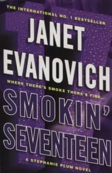 Smokin Seventeen by Janet Evanovich Paperback