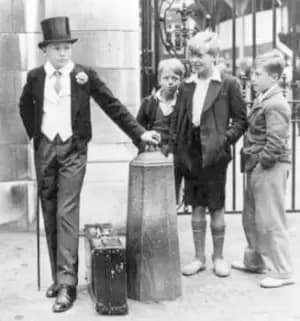 The age of illusion by Ronald Blythe