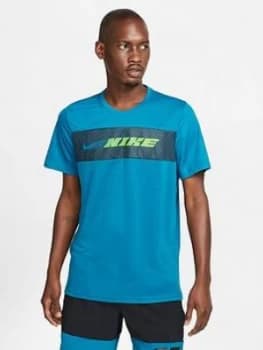 Nike Training Dry Superset Energy T-Shirt - Green