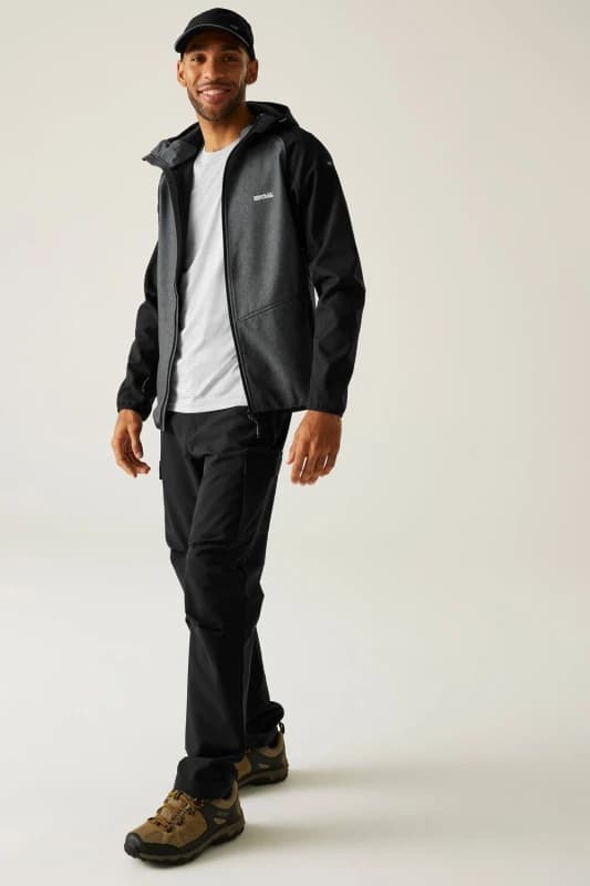 Regatta Regatta Men Arec Softshell Jacket in Charcoal Size: X-Large Charcoal XL Male 5063516136187