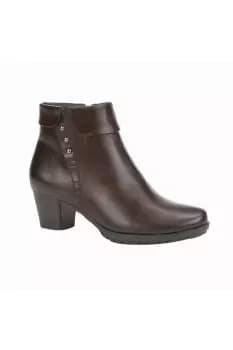 Janis Ankle Boots