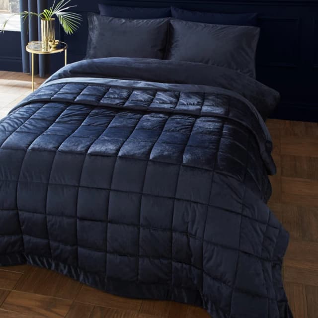 Catherine Lansfield Kingsley Matt Velvet Quilted Bedspread Bedspreads 220x220cm Blue 41785918000