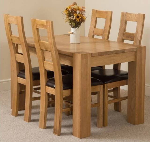 Thats Furniture Kuba 125 x 80cm Chunky Oak Small Dining Table & 4 Yale Chairs in Brown Brown Unisex 125 x 80 cm