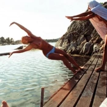 Throw Me The Statue - Moonbeams CD