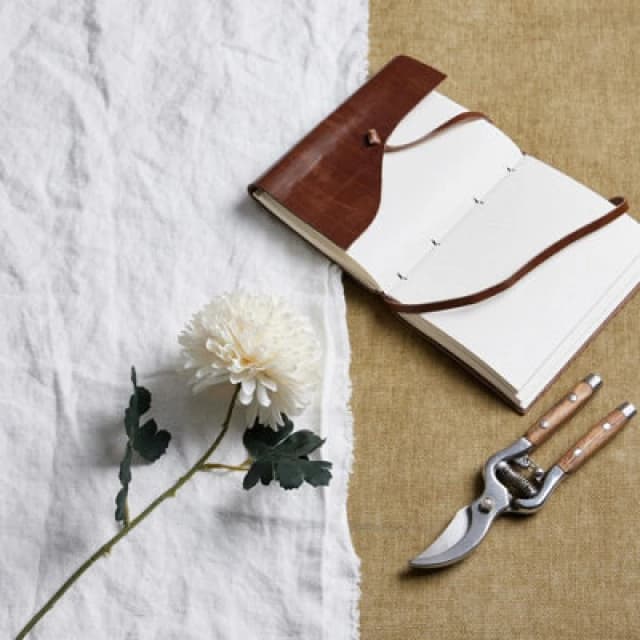 Hill Interiors Chrysanthemum Artificial Flower White (One Size)