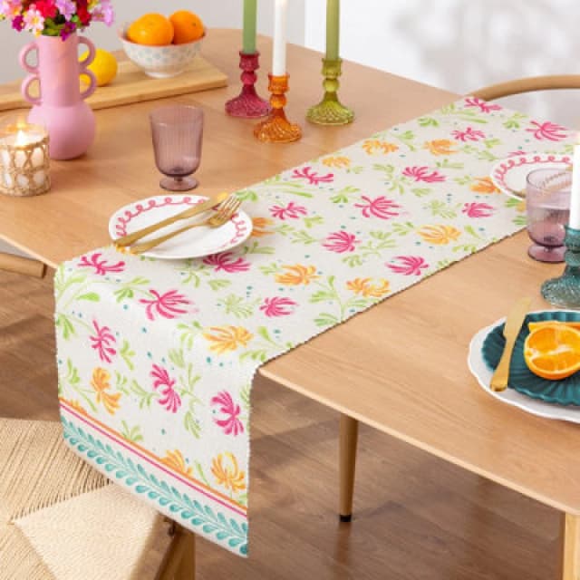 Furn Furn Honeysuckle Indoor/Outdoor Table Runner Size: Small Multi Small Unisex 5025532793720