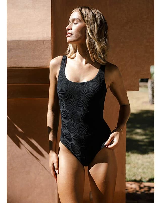 Chelsea Peers Chelsea Peers Jacquard Shell Swimsuit Black - Chelsea Peers - Size: 10 Black Female 10 IY01601