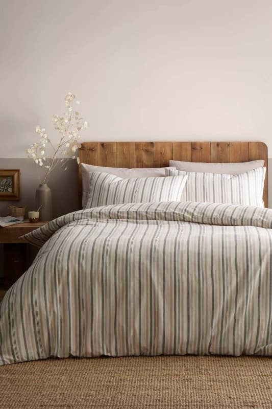Appletree Yarn Dyed Woven Thin Stripe Duvet Cover Bedding Set Natural