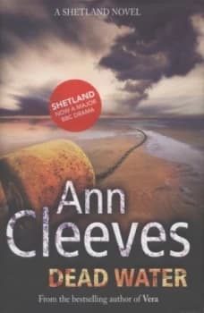 Dead Water by Ann Cleeves Hardback