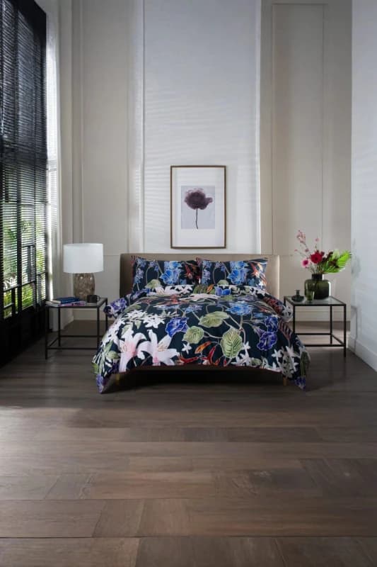 The Lyndon Company The Lyndon Company Floral Nightshade 200TC 100% Cotton Luxury Duvet Cover Set in Green Size: Single Green Single Unisex 505499014