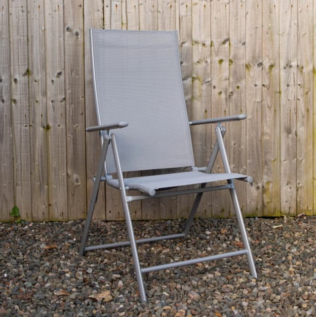 Outdoor Garden Patio Multi Position Reclining Folding Chair in Grey