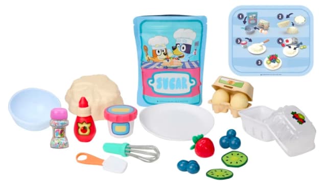 Bluey|Little Tikes Little Tikes Creative Chefs Pavolva - Bluey Male RN84201
