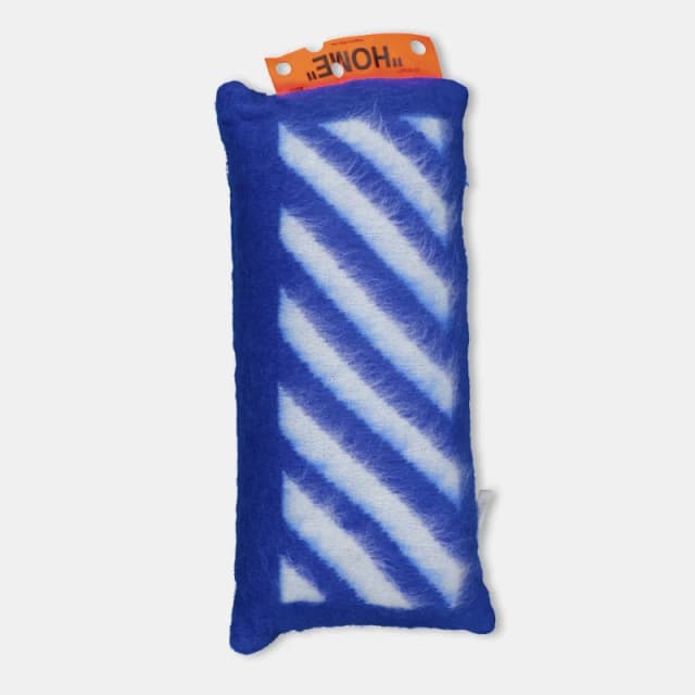 Off White Pillow Blue/White unisex One Size