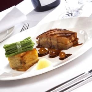 Buyagift Luxury One Night Stay With Dinner And Fizz For Two