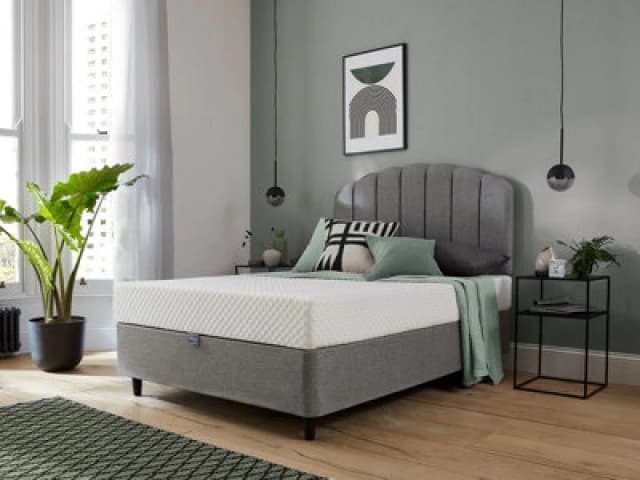 Silentnight Memory 7 Sleep Mattress - Medium - Memory Foam - Single