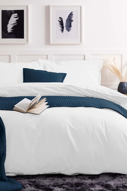 Belledorm Easy Care 200 Thread Count Cotton Polyester Percale Duvet Cover in White Size: Single White Unisex Single