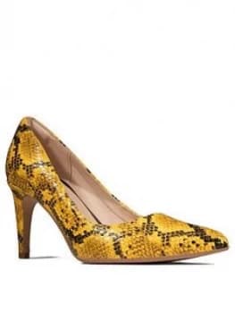 Clarks Laina Rae Court Shoe - Yellow