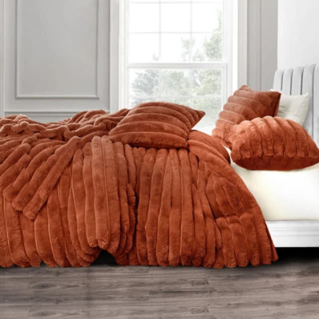 Velosso Chunky Corduroy Fur Warm & Cosy Duvet Cover & Pillowcase Set in Orange Size: Double Orange Unisex Double