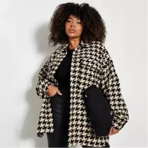 I Saw It First Plus Size Dogstooth Oversized Shacket - Beige