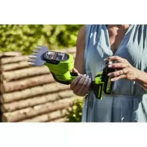 Greenworks 24V Cordless Hedge & Grass Shear Incluing Battery & 0.5AH Charger