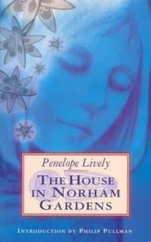 The House in Norham Gardens by Penelope Lively Paperback