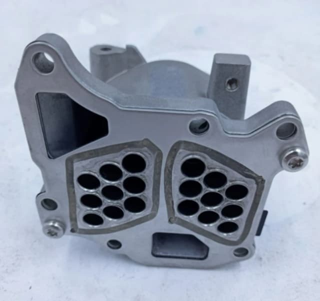 STARQ SQ322-21136 EGR valve with EGR cooler EGR Valve (1145)