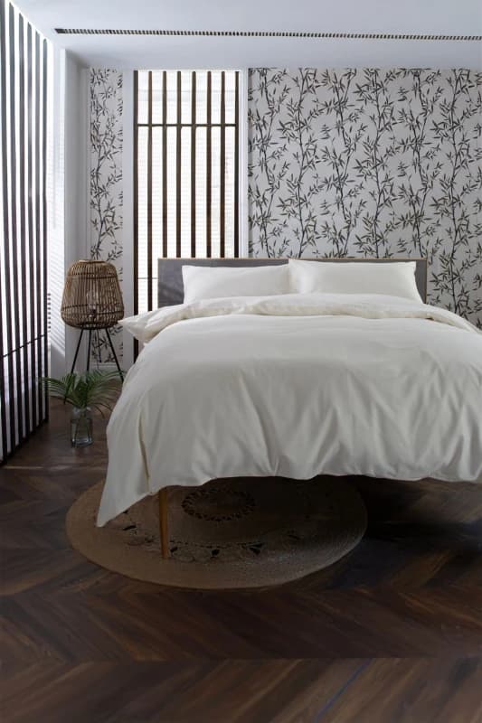 The Lyndon Company The Lyndon Company Luxury 100% Cotton 200 Thread Count Duvet Cover Set in Ecru Size: Single Ecru Single Unisex 5054990079206