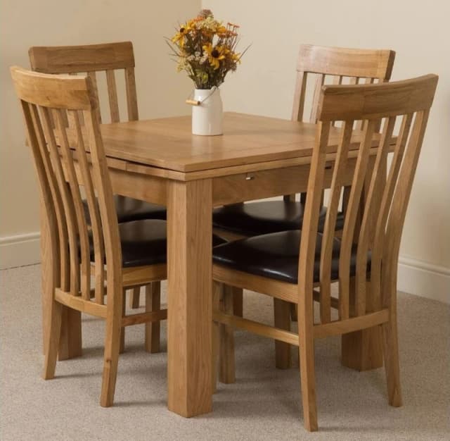 Thats Furniture Richmond 90-150cm Square Oak Extending Dining Table & 4 Harvard Chairs in Brown Brown Unisex