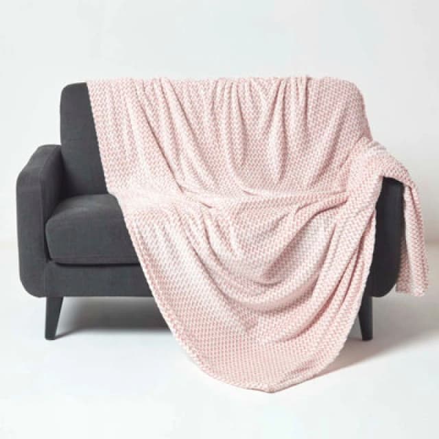 Homescapes Pastel Pink Mora Faux Fur Velvet Throw 130 X 160 Cm