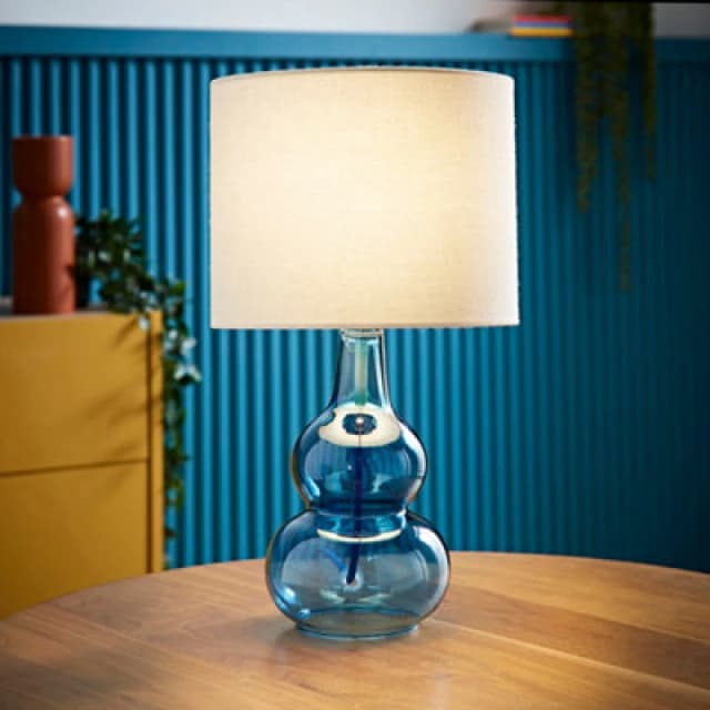 ValueLights ValueLights Aida Natural Linen Tall Shade Bright Bubble Glass Table Lamp and Bulb in Bright Blue Bright Blue One Size Unisex 5059406066221