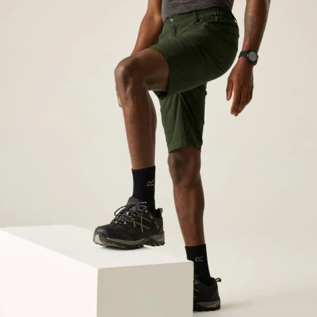 Regatta Mens Highton Long Walking Shorts in Dark Olive Size: 32 Dark Olive Male 32