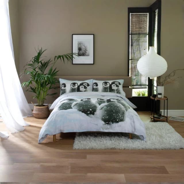 Deyongs Penguin Hud Duvet Cover Penguin unisex Double