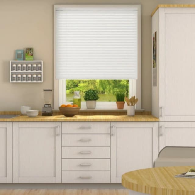 152Cm Drop, 25mm Slat Pvc Venetian Blind 105Cm White