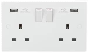 KnightsBridge 13A 2G Switched Socket with Dual USB Charger 5V DC 3.1A