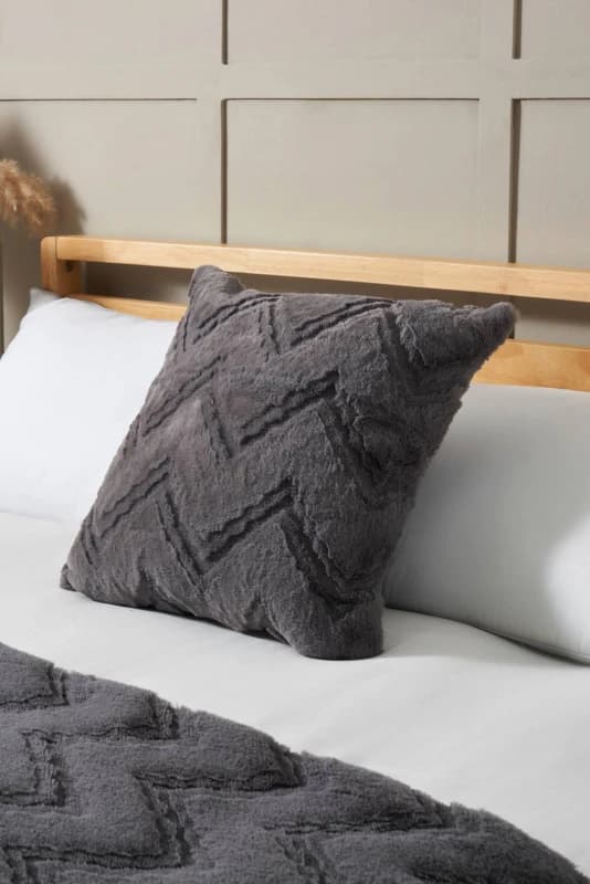 BHS Cheveron Cushion in Charcoal Charcoal Unisex
