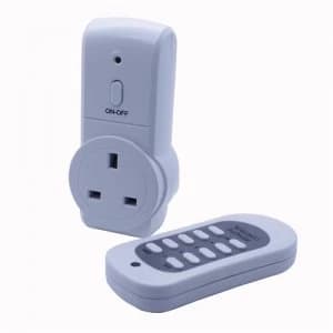 Status 20M Eco Remote Switch Control Mains Power Plug Socket